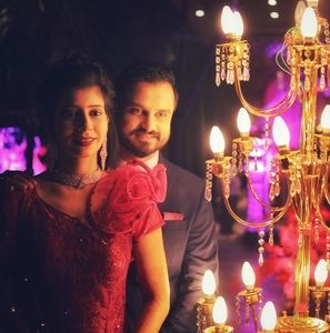 Meet your Posher, Ar smita